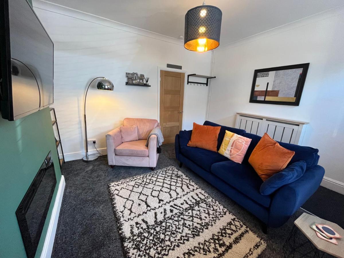 Hilton House Villa Barnsley Luaran gambar