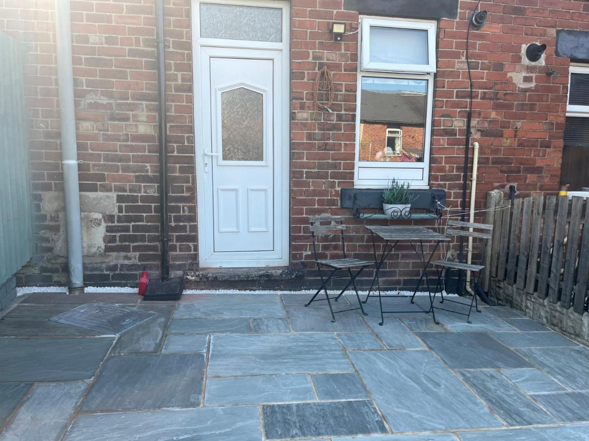 Hilton House Villa Barnsley Luaran gambar