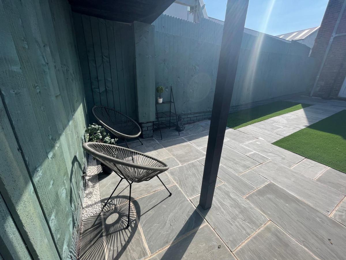 Hilton House Villa Barnsley Luaran gambar
