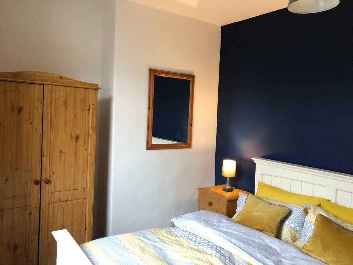 Hilton House Villa Barnsley Luaran gambar